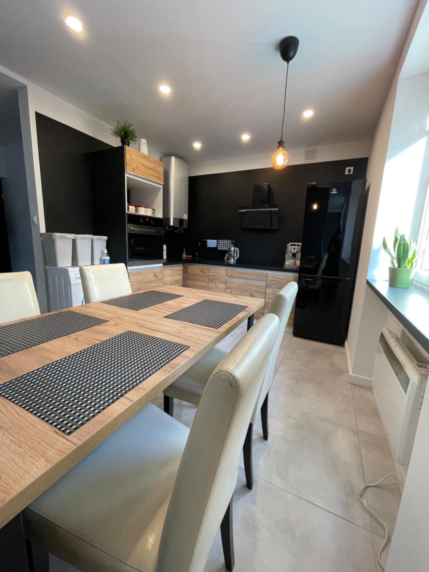 MISVEST Karol IX Apartment Zabrze Bagian luar foto